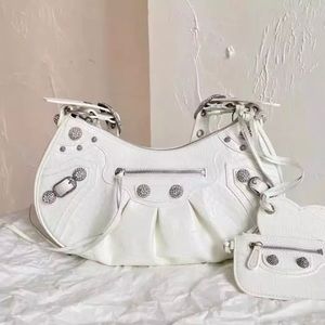 White trendy moto shoulder bag